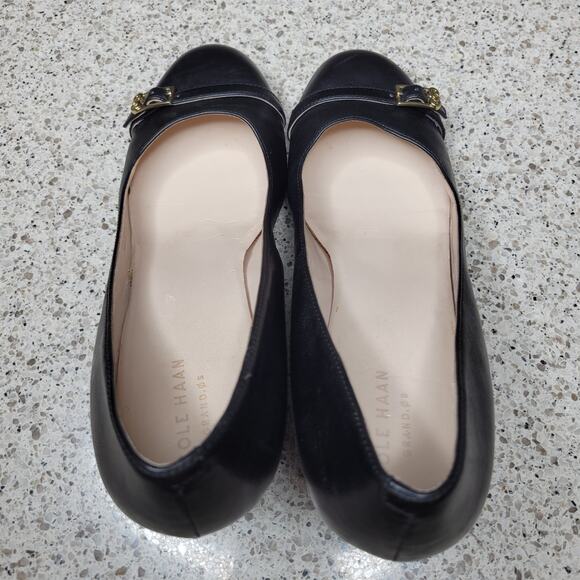 Cole Haan Grand OS Black Leather Closed Round Toe Gold Buckle Wedge Heel✨️9B - Picture 10 of 15